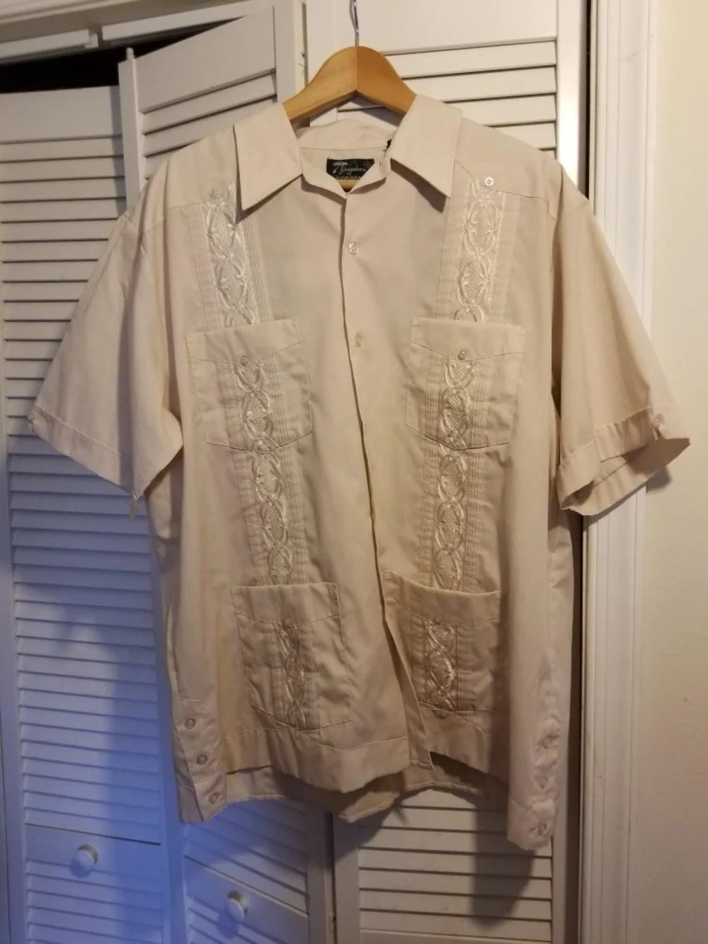 Vtg 70s Beige Guayabera Haband Poly Cotton Cuban Wedding Shirt Embroidered Sz XL - Picture 2 of 7